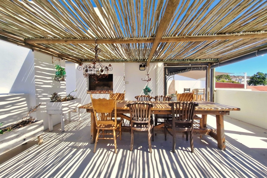 3 Bedroom Property for Sale in Sandy Point Western Cape